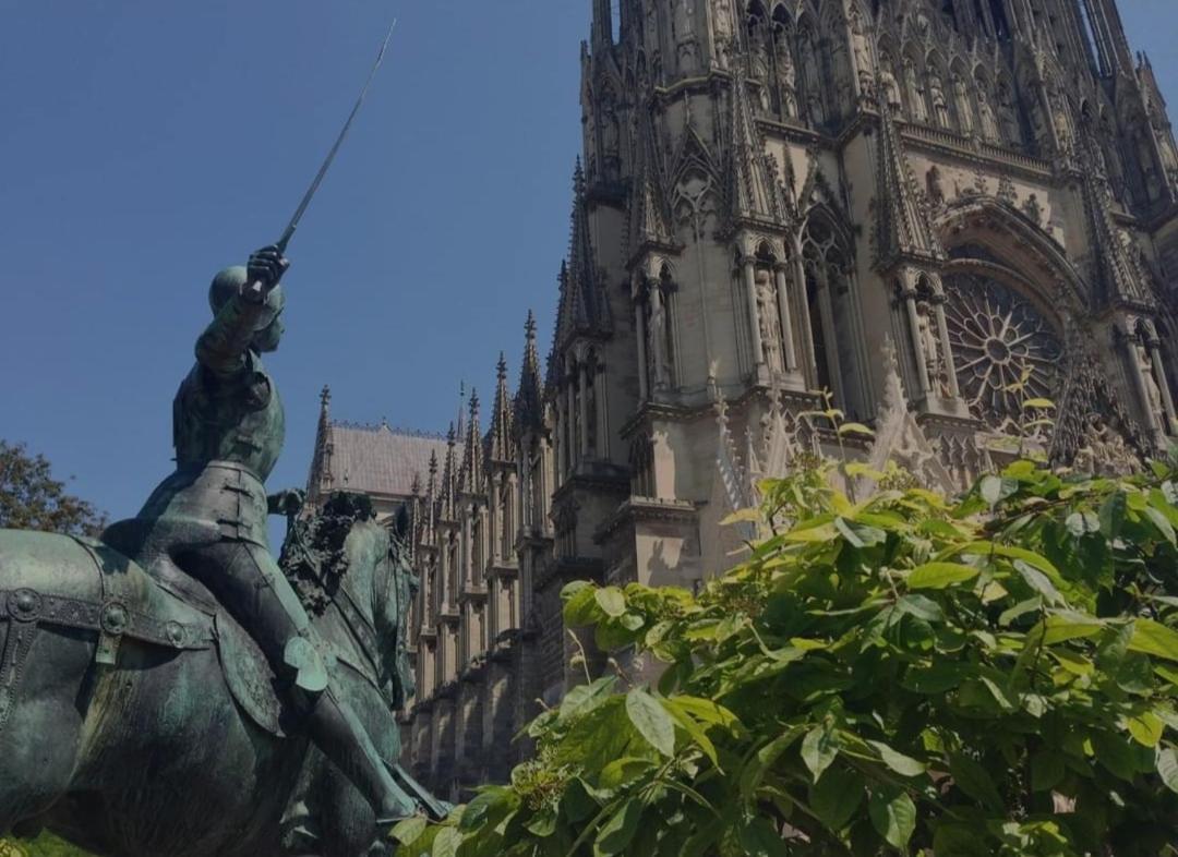 La Place Des Sacres, Proche Gare Et Centre Reims Zewnętrze zdjęcie